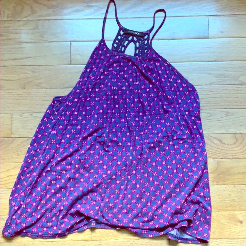 Women’s spaghettis strap top